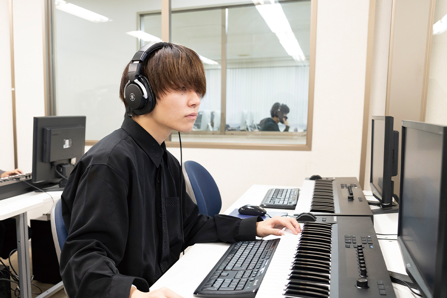 ミュージシャン学科 ミュージッククリエイター専攻